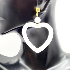 White Heart Open Center Bead Drop Dangle w Ball Stud Gold Tone Vintage Earrings