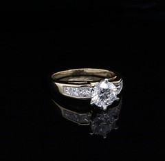 1.00ct F SI2 & Princess Cut Diamond Set 18k Yellow Gold Ring Size K.5 Val$16800