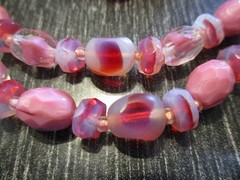 Vtg Opalescent Red Pink Cased Faceted Glass Bead Necklace Wrap Around Bracelet