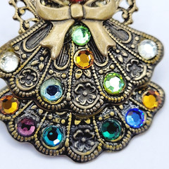 Angel Double Skirt Rhinestone Filled Filigree Wings Gold Tone Pin Lapel Family