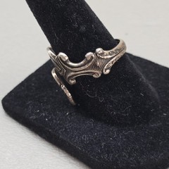 Vintage Avon Sterling Silver Heart Floral Wrap Ring Size 7.5 Open Band