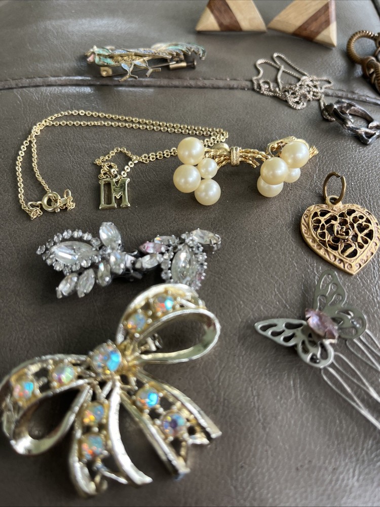 Vintage Costume Jewelry Lot Estate