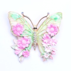Playful Style Colorful Butterfly Brooch: Ornamental Clothing Pin, Ideal Gift