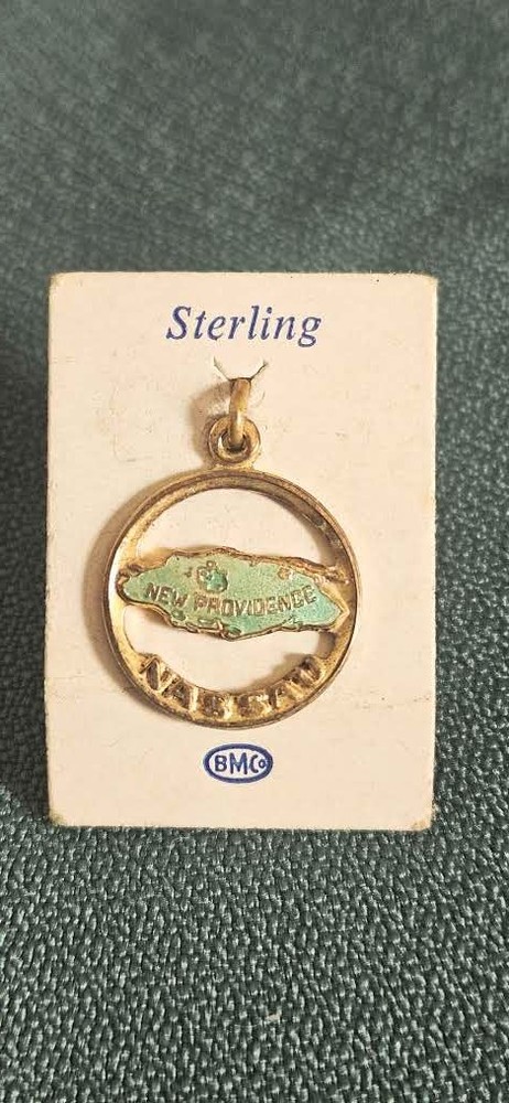 Vintage BMCo Sterling Silver New Providence Nassau Bahamas Bracelet Charm NOS