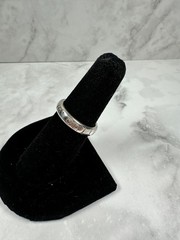 GAP Sterling Silver Ring with “Do Not Forget Me” in French – Size 6.25