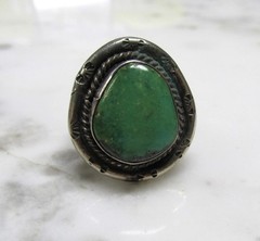 Southwestern Style Turquoise Sterling Silver Ring ~ Size 6.5 ~ 13grams ~ 7-C571