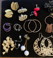 Vintage 21 PC. Earring Job LOT! 7-Clip-ons, 13-Pierced, 1-Pendant!