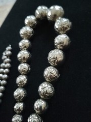Vntg Japan textured metal beads silvertone necklace Rare