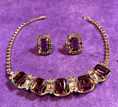 VINTAGE JULIANA D & E AMETHYST COLORED 5 LINK CHOKER NECKLACE & EARRING SET