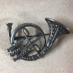 VTG Sterling Silver Marcasite TH Horn Trumpet Musical Instrument Broosh