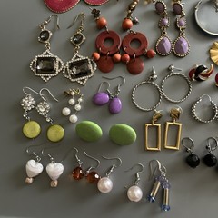 Women’s Fashion Earrings Mixed Lot 28 Pairs Mixed Metals