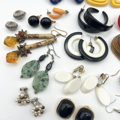 Lot of 20 Pairs Vintage Earrings Rhinestone Plastic Stone Some Signed Clip Post