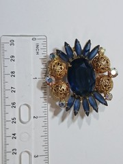 D&E Juliana DeLizza and Elster blue rhinestone filigree ball brooch. 