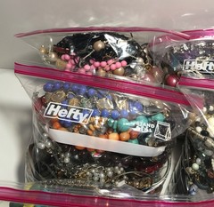 VINTAGE TO NOW JEWELRY LOT 6 POUNDS