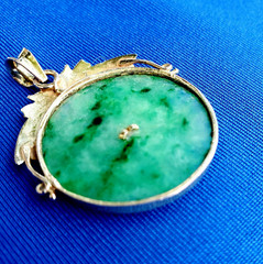 EARTH MINED Green Jadeite JADE DIAMOND Vintage Deco Pendant 14K GOLD Medallion