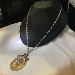Large Beautiful Vintage LIMOGES FRANCE Cameo Necklace Courting Couple Porcelain