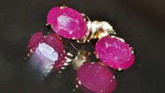 14k yellow gold earrings 1.00ct natural, treated ruby stud vintage 0.6gr N2948H