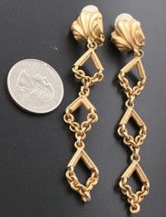 Donna Karan D.K.N.Y. Signed Matte Gold Tone Dangle Modernist Earrings Clip-on