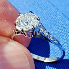 Original EARTH MINED DIAMOND ART Deco Engagement Ring Vintage Platinum Solitaire