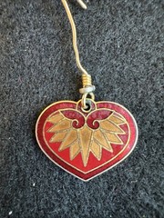 Vintage Laurel Burch ‘Hollyhock’ Red Heart Cloisonne Enamel Gold Plated Earrings
