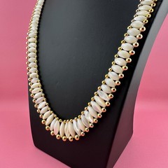 Vintage Polished MOP Necklace Oval Barrel Shape Gold Tone Bead Border Graduated