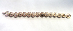 Beautiful Vintage 1950’s Gold Tone Circle w Crystals Bracelet 7 1/4″