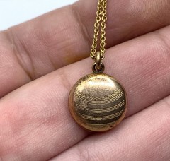 Victorian Old 14k Gold Filled Chain Necklace Tiny Round Locket Pendant