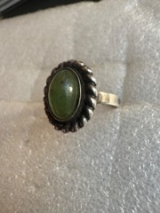 Vintage Silver 925 Soviet Era USSR Women’s Ring Stone Nephritis 8.75 size 4.65g