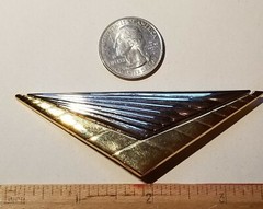 Vintage Modernist 2 Tone Brooch Pin Preowned *Estate*Good Condition Nice Quality