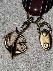 Medal Military Style Anchor and Pulley M JENT Vintage Gold Pin Brooch V-0139