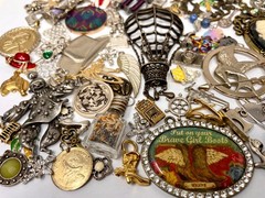 Lot Vtg & Modern Fun Novelty Pendant Findings Charms Jewelry Making Art
