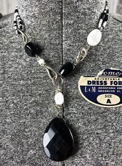 Vintage Black And White Beaded Necklace With Faceted Teardrop Pendant