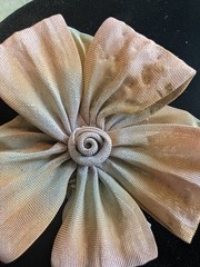Vintage Sara Cavender Metalworks brooch in very good condition