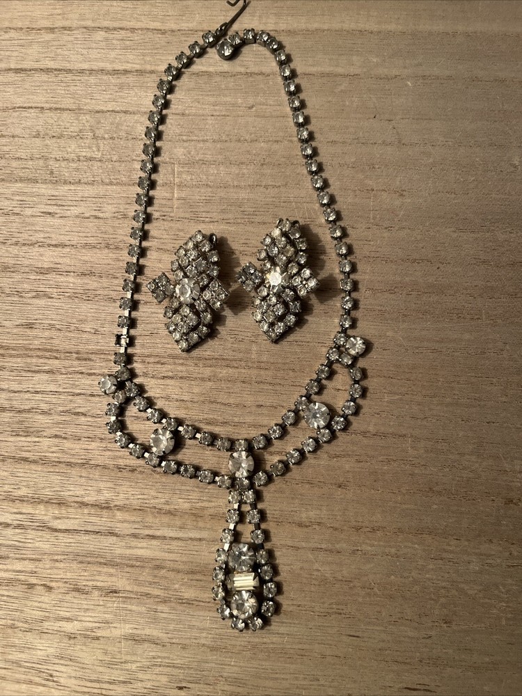 vintage rhinestone necklace & Clip Earrings; Missing One Stone As Pictured