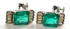 VINTAGE VENDOME GREEN EMERALD CUT & BAGUETTE RHINESTONE SCREW CLIP ON EARRINGS