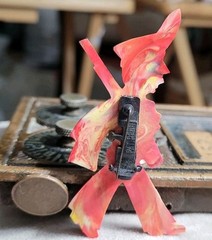 Vintage Plastic Novelty Pin Marching Soldier 1940s 1950s