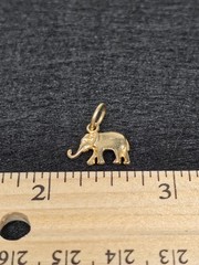 Vintage 14K Plumb Yellow Gold Elephant Charm Pendant Signed CJ Trunk Up 1.44g