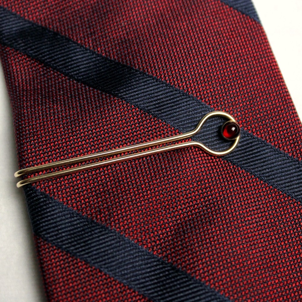 Vintage 1940s Modernist Krementz Rolled Gold Red Glass Cabochon Tie Clip Bar
