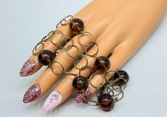 Vintage Bracelet Gold Tone Crackle Acrylic Lucite Beaded 3 Strand Toggle 8.5 in