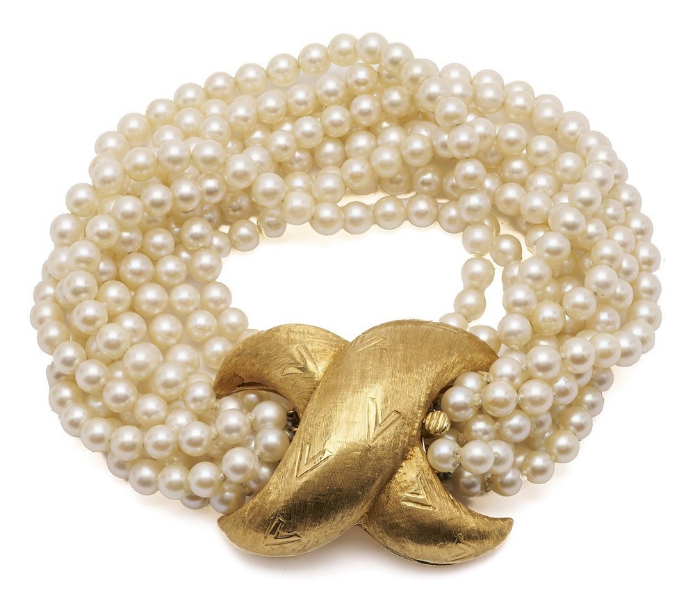 Vintage 18k Yellow Gold Nine Strand Akoya 4.7 mm x 4.5 mm Pearl Bracelet 7.5″