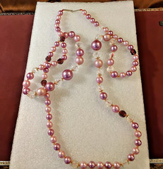 Vintage Mid-Century Hand-Knotted Faux Pearl Necklace – Dusty Rose & Mauve