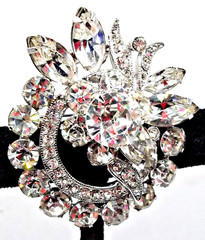 Vintage Signed Eisenberg Ice Rhodium-Plated Sparkling Rhinestone Floral Brooch