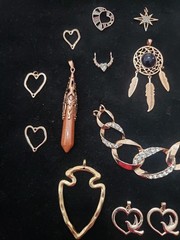 Rose Gold Tone Lot Of 27 Pendants & Charms – Hearts, Sandstone, Lapis Lazuli