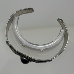 Vintage Silver Tone Nickel Silver Black Onyx Cabochon Wide Open Cuff Bracelet