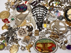 Lot Vtg & Modern Fun Novelty Pendant Findings Charms Jewelry Making Art
