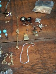 Lot Vintage Costume Jewelry Modern Mixed Wear Craft Resell Necklace Earrings Etc