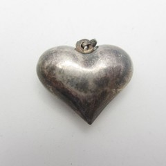 Vintage Pendant Lot Of 3 Rectangle Oval Puffy Heart Silver Tone 1 Liz Claiborne