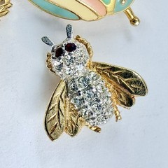 VTG Lot of 3 Pins Enameled Lady Bug Rhinestone Bee & Monet Butterfly Gold Tone