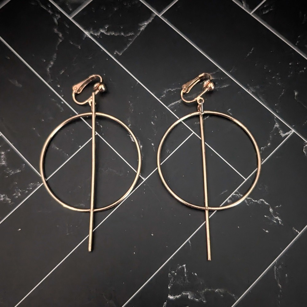 Vintage Clip On Earrings Extra Large & Circle & Bar Dangle 3 & 1/8″