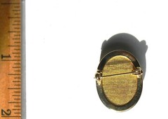 Fashion Brooch .75″ x 1″ Gold-Tone Two Roses in Ceramic – 56